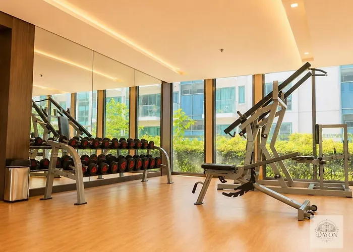 Stylish Retreat Near Naia Terminal 3