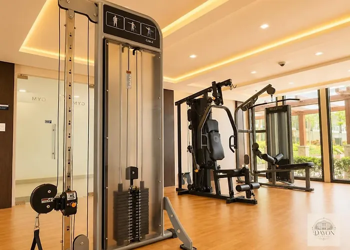 Stylish Retreat Near Naia Terminal 3